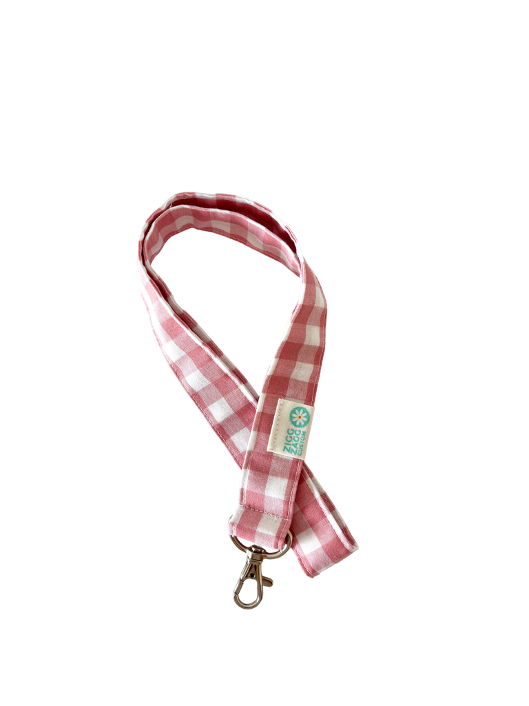 Cuelga llaves vichy rosa